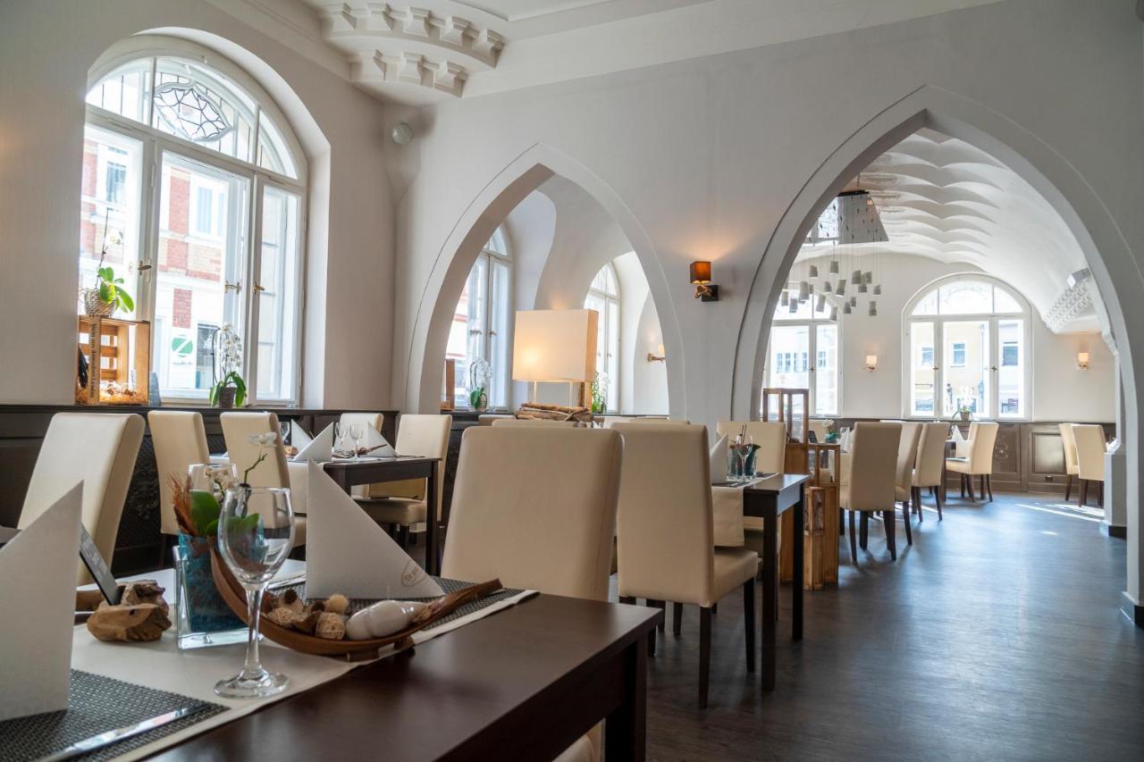 Hotel Ratskeller Schwarzenberg Шварценберг Екстер'єр фото