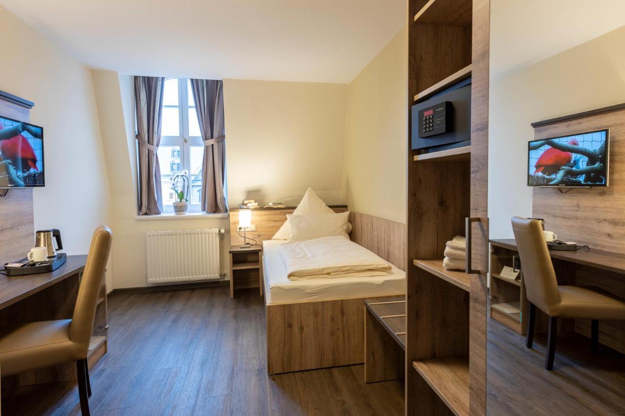 Hotel Ratskeller Schwarzenberg Шварценберг Екстер'єр фото