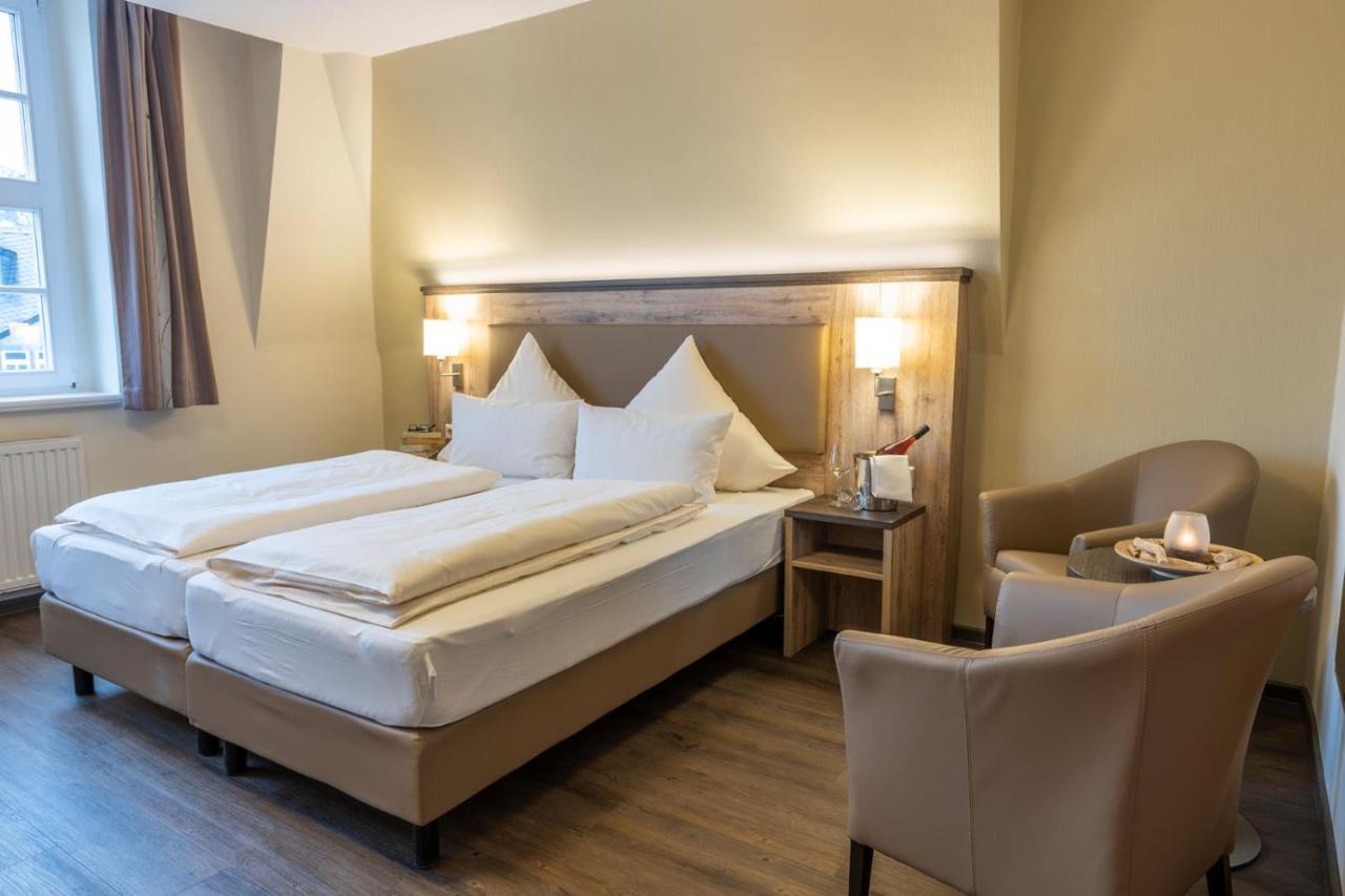 Hotel Ratskeller Schwarzenberg Шварценберг Екстер'єр фото
