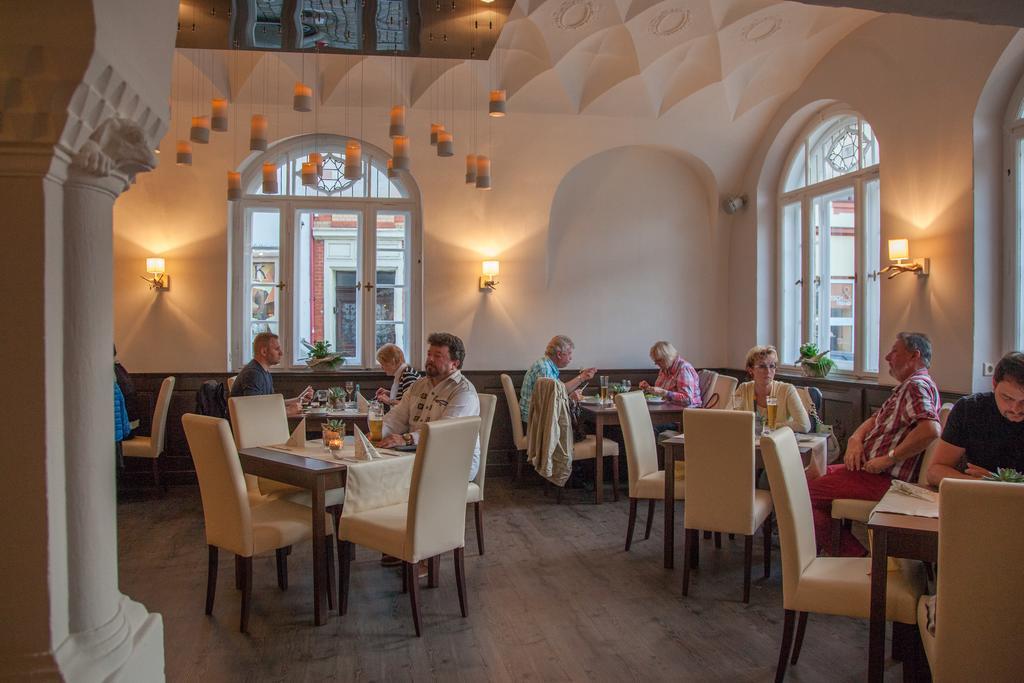 Hotel Ratskeller Schwarzenberg Шварценберг Екстер'єр фото